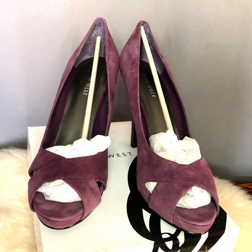 🆕 NINE WEST "Jacero" Suede Open Toe Pumps